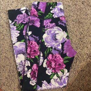 Victoria's Secret Purple and Black Floral Leggings